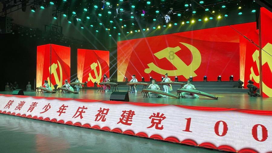 极限摩托车大赛选关版