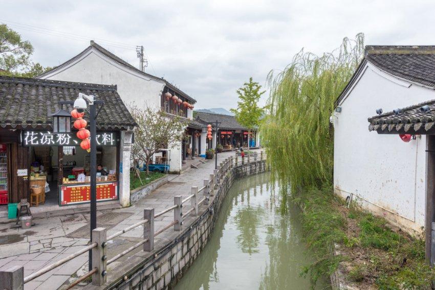 加强站车组织 打造温馨服务品牌