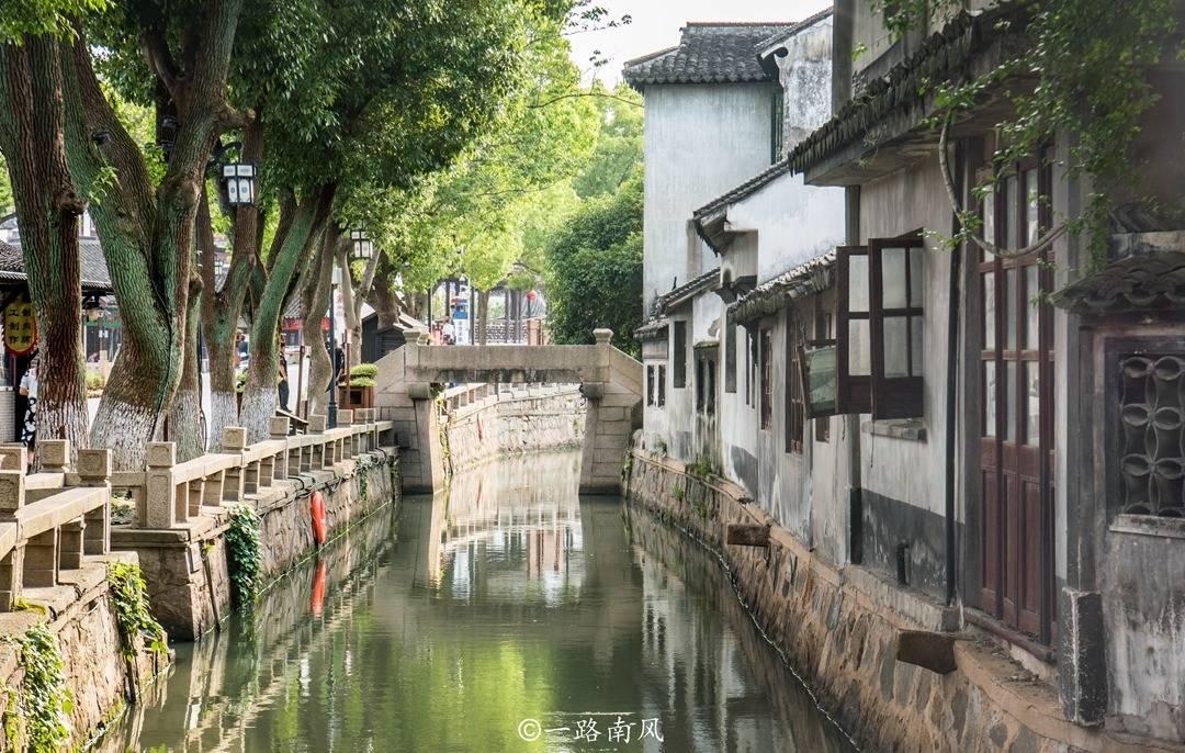 2024丝绸之路国际时装周：跨界合作，共创未来