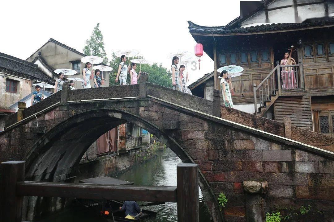 小萝莉泰国度假